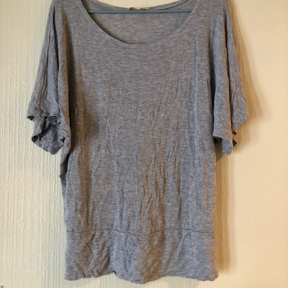 Zara outfitters flowy grey yoga shirt